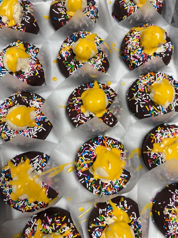 Choko Mocko Cream Egg Donut